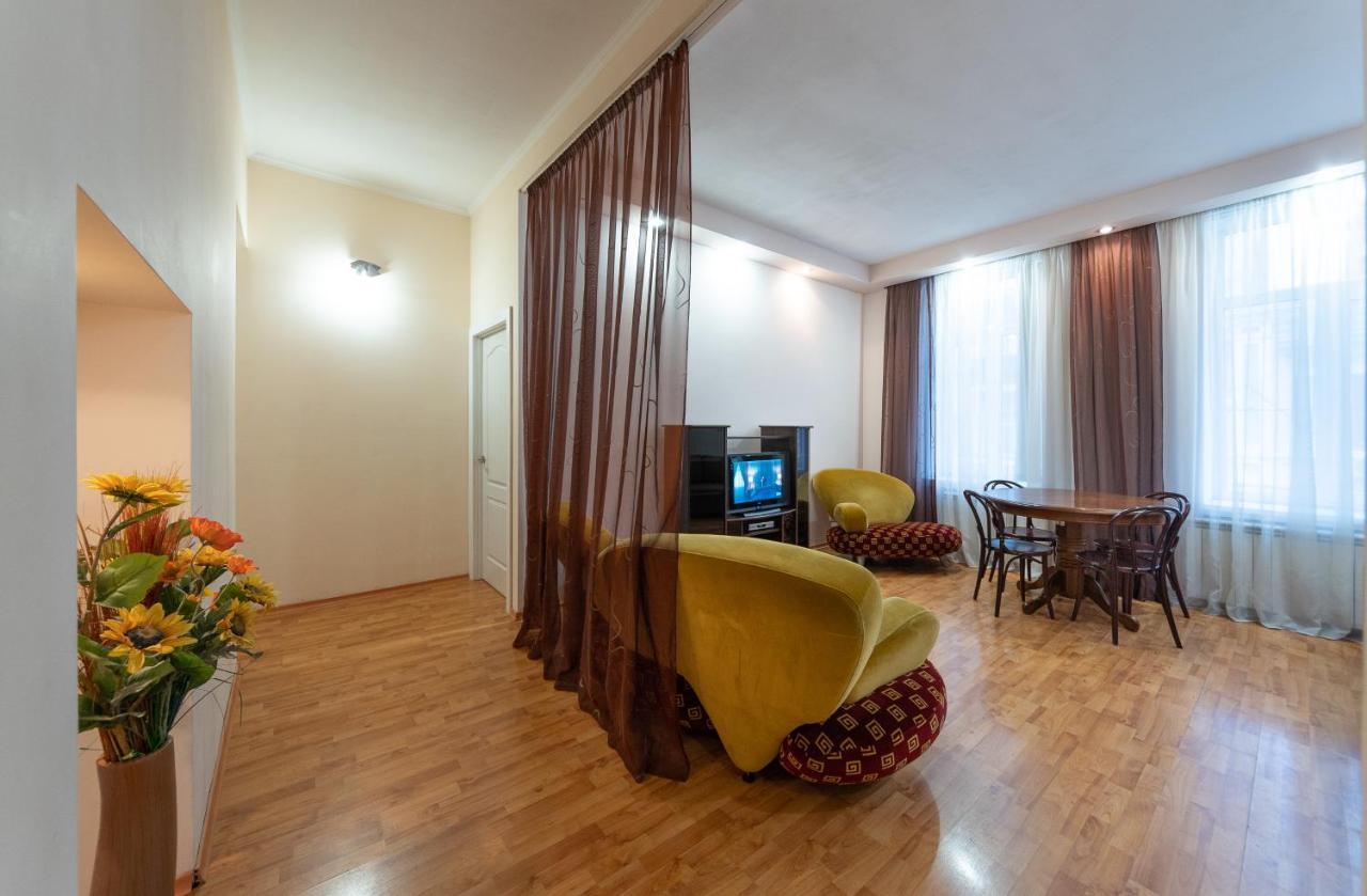 Apartamenty Sofia Kyiv Exterior photo